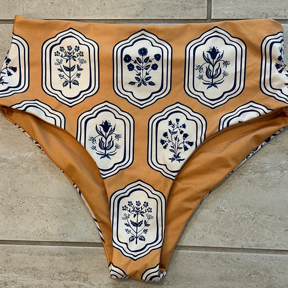 Aqua BENDITA Floral High-Waisted Bikini Bottom